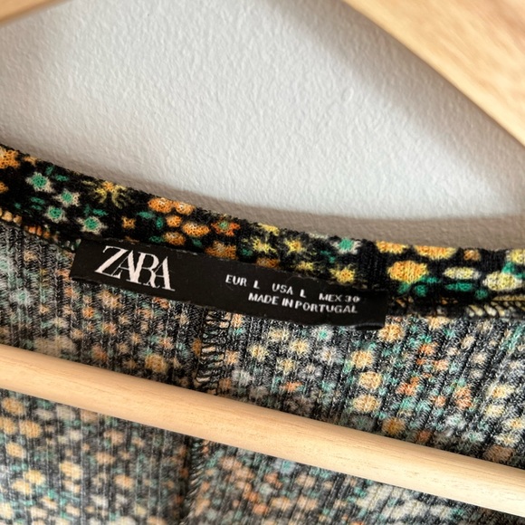 Floral zara mini tee shirt dress - Picture 2 of 3